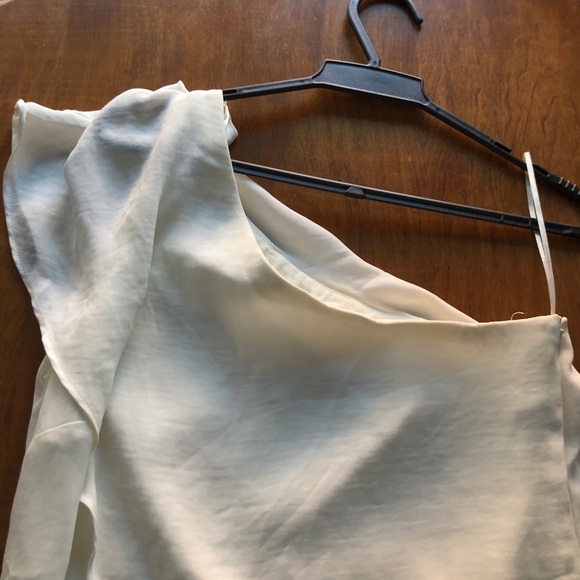 Zara one shoulder dress - Picture 2 of 5